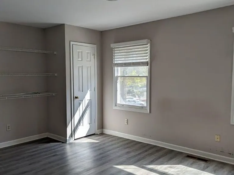 616 Twin Brooks Way — Photo 4