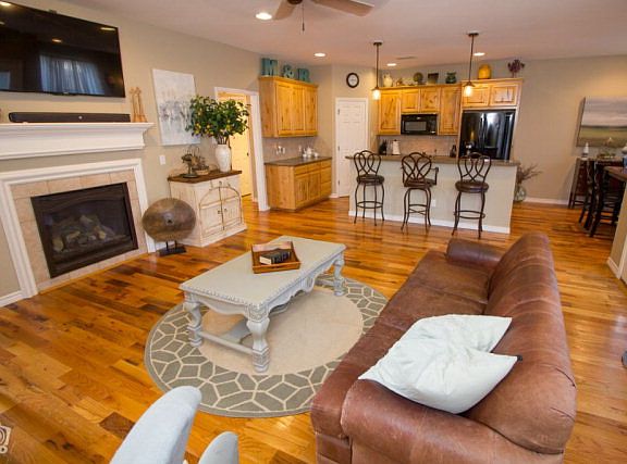 3rd image of 5608 Llano Ct