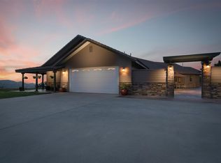 5878 Larry Ln, Alpine, CA 91901