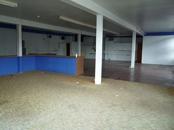 5th image of 8042 Pacific Ave