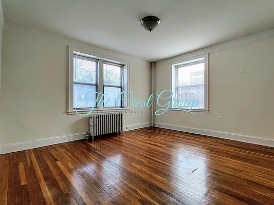 Rented by The Crest Group | media 21