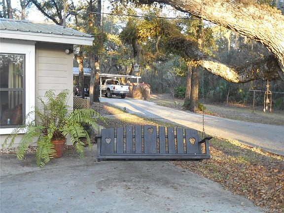3rd image of 8583 N Barberry Way