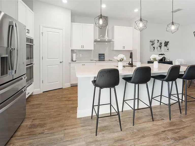 961 Grand Wildmere Cv — Photo 10