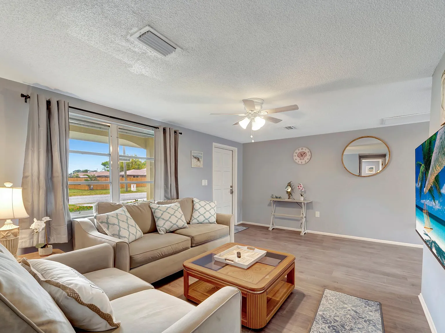 2 bed, 1200 sqft, $1,750 — Photo 4