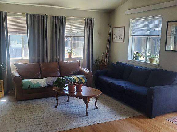 3rd image of 664 E Hall Ave #664
