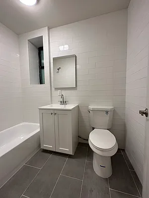 Rented by Peter R. Hungerford, LREB | media 10
