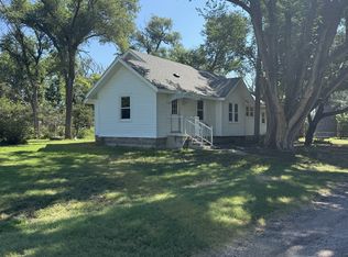 8908 NE East Lake Rd, Walton, KS 67151