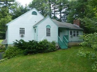 3 Hemlock Rd, Charlton, MA 01507