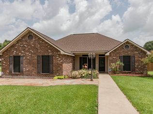 330 Arceneaux Rd, Carencro, LA 70520