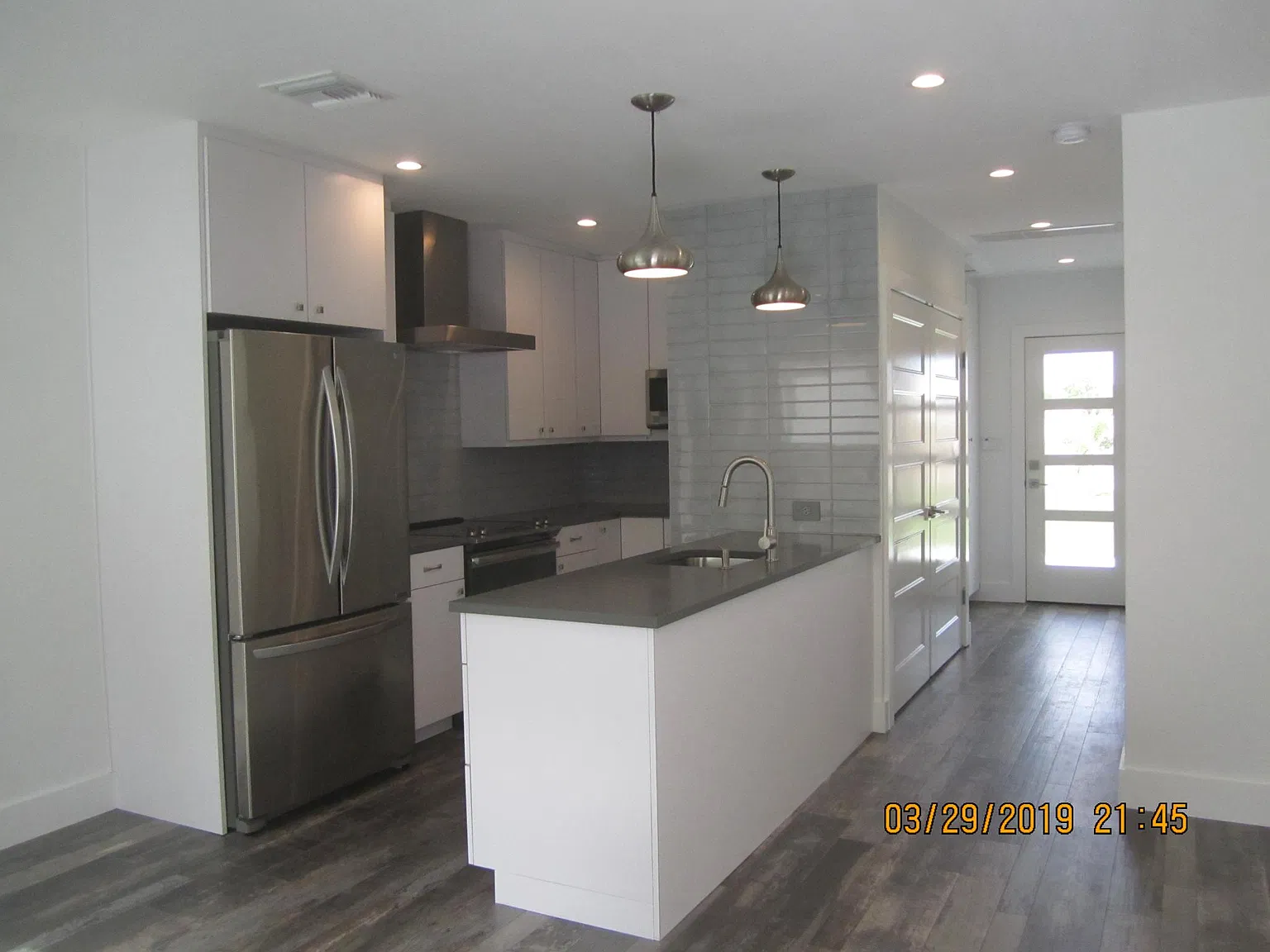 1 bed, 672 sqft, $2,750 — Photo 4