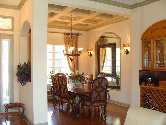 3rd image of 1165 Mesa Verde Ct