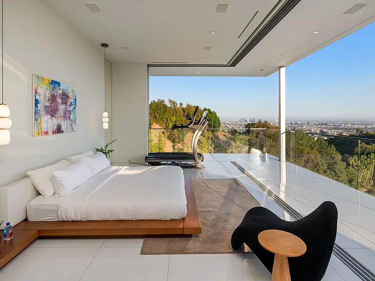 7080 W Mulholland Dr — Photo 42