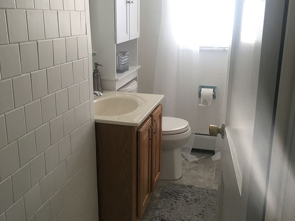 1st image of 617 Laurel Hill Ave #2