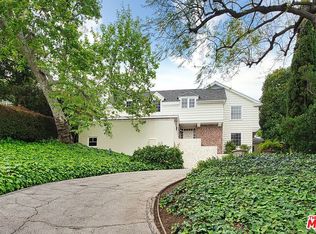 313 Dalkeith Ave, Los Angeles, CA 90049