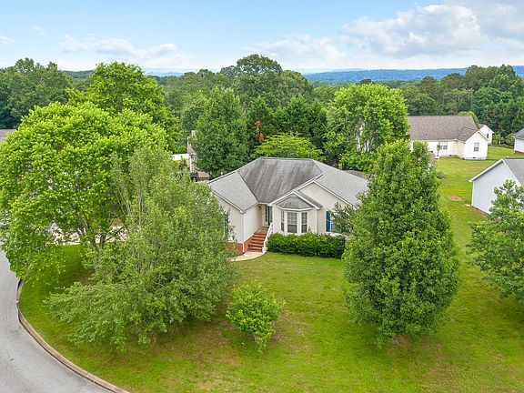4th image of 8933 Faith Hill Ln