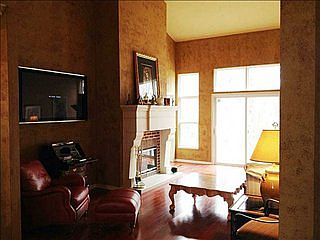 5th image of 8904 Crystal Lake Dr