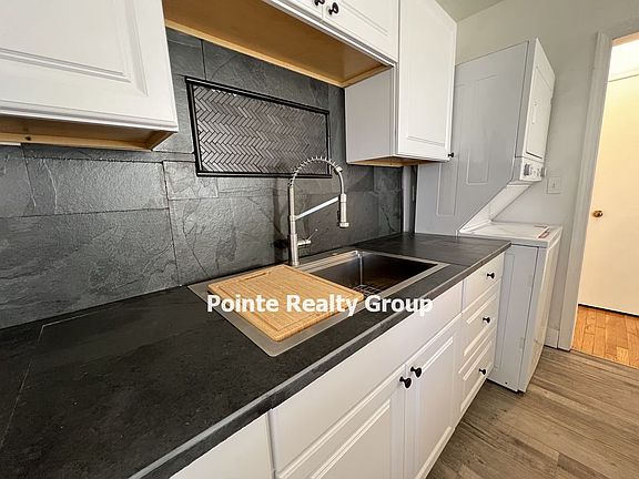 5th image of 110 Binford St