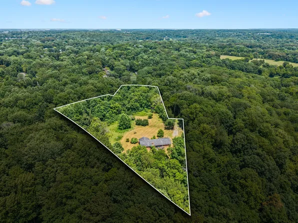 542 Woodland Dr, Clarksville, TN 37043