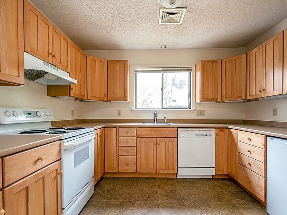 80 North Main Street