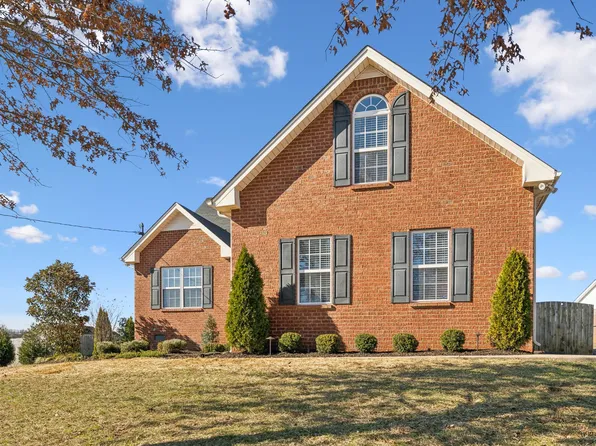 1413 Auldridge Dr, Christiana, TN 37037