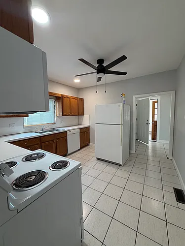 30 Valley St #1 Photo 1