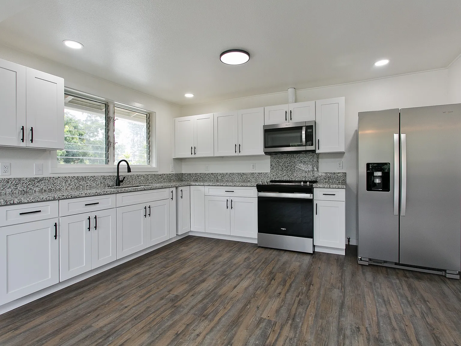 246 Panepoo Pl — Photo 4