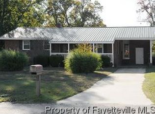 1742 Sandra Dr, Fayetteville, NC 28304