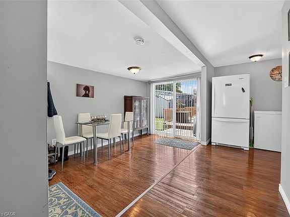 5th image of 4422 Timothy Ln