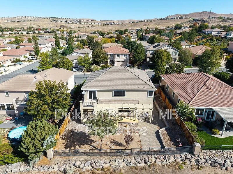 4 bed, 2.5 bath, 3053 sqft, $3,250 — Photo 3