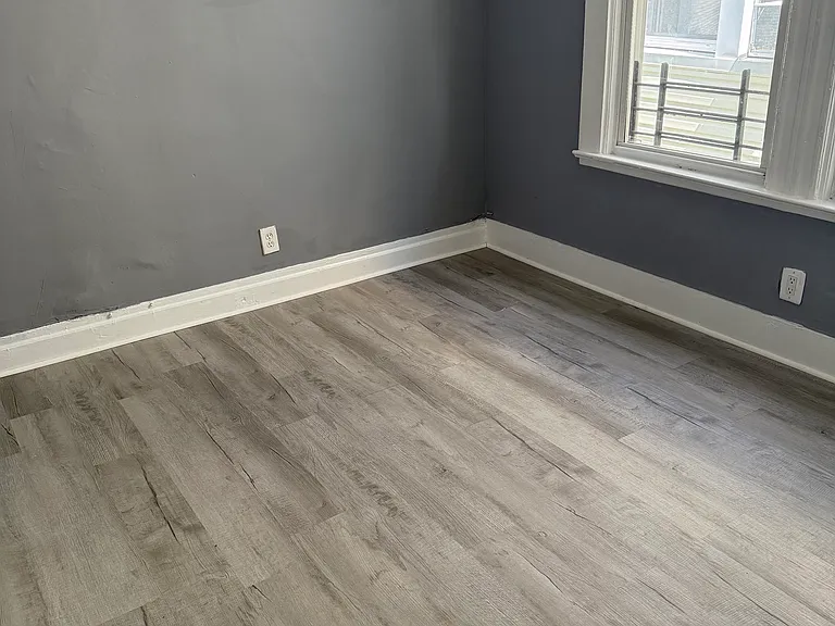 17-19 Chelsea Ave #2 — Photo 3