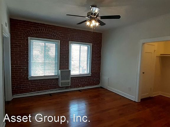 2nd image of 512 S Bonnie Brae St #8513700