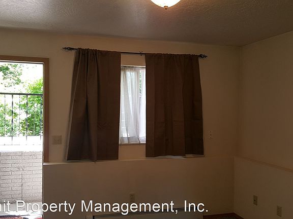 2nd image of 1020 Kemp St APT C