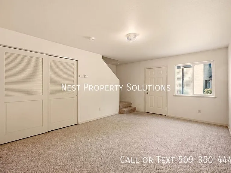 1818 W Crouse St #1 — Photo 8