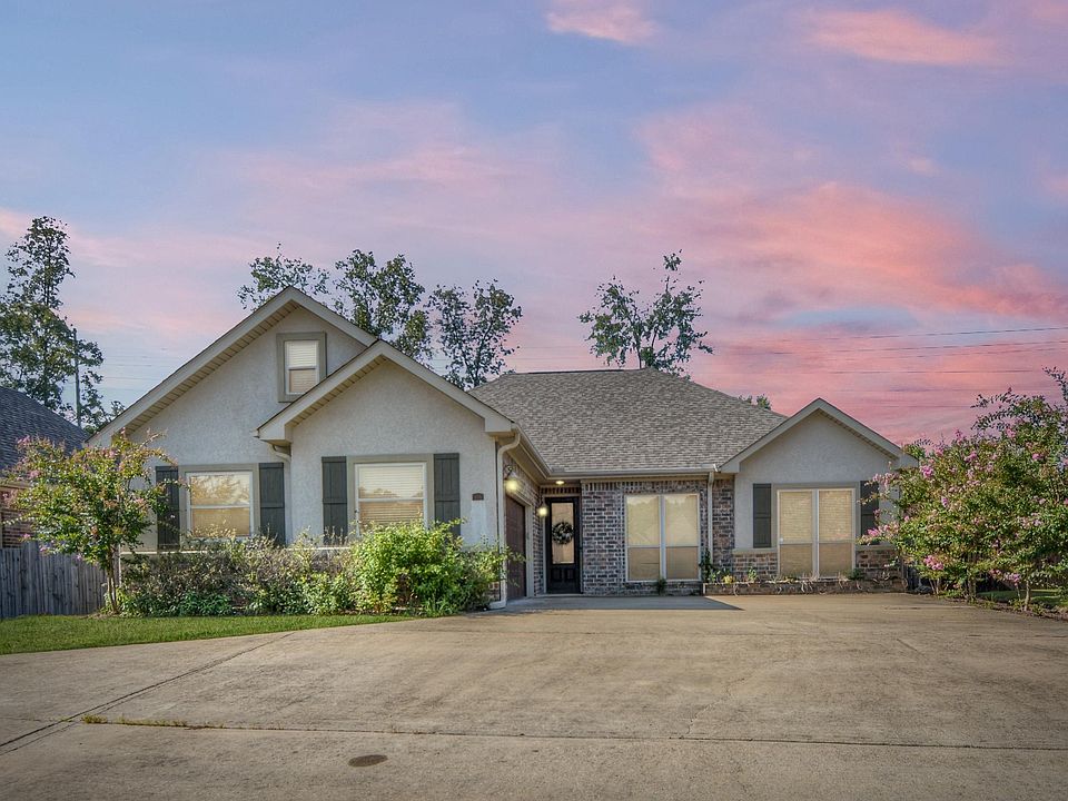 1st image of 106 Apple Blossom Cir