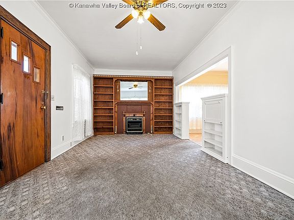 5th image of 136 5th Ave