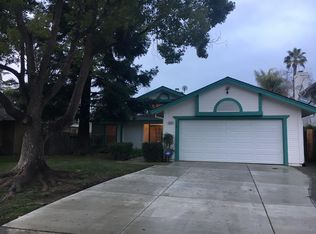5525 Laguna Oaks Dr, Elk Grove, CA