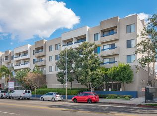 Regency Palm Court, Los Angeles, CA 90019