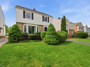 4438 Baintree Rd, University Heights, OH 44118