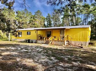 107 Sybil Ct, Carrabelle, FL 32322