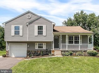 987 Johnson Dr, Gettysburg, PA 17325