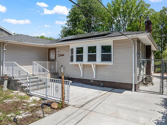 3rd image of 22 Foley Ave