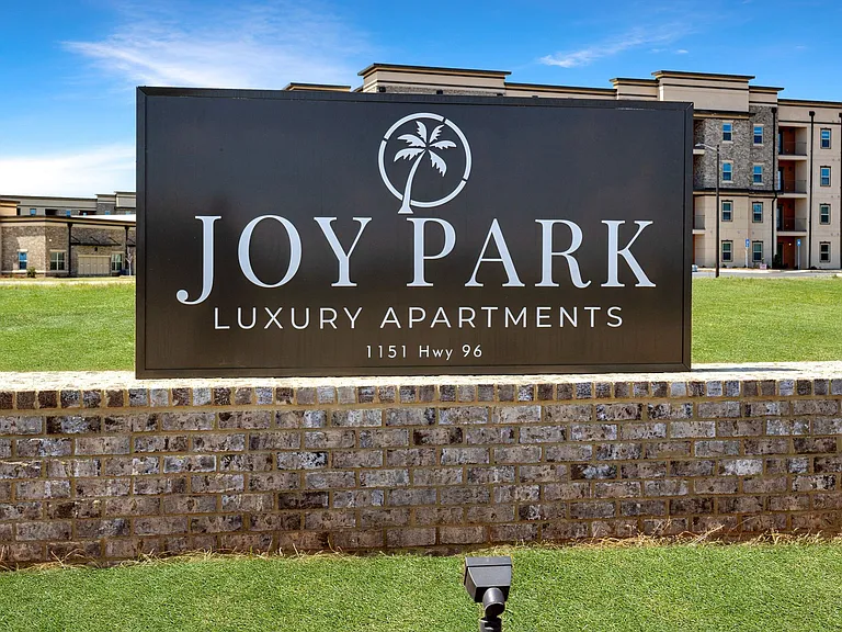 Joy Park Luxury Apartments — Photo 10