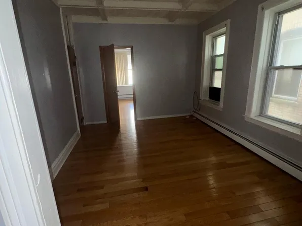 111 Baldwin Avenue image 4 of 6