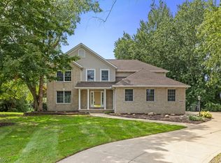 6962 Mapleridge Cir NW, Canton, OH 44718