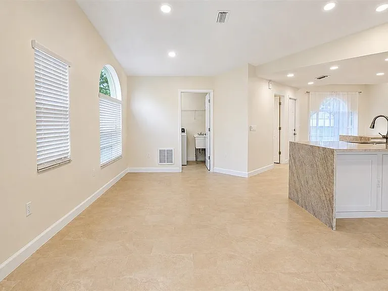 2229 Foggy Ridge Pkwy — Photo 12