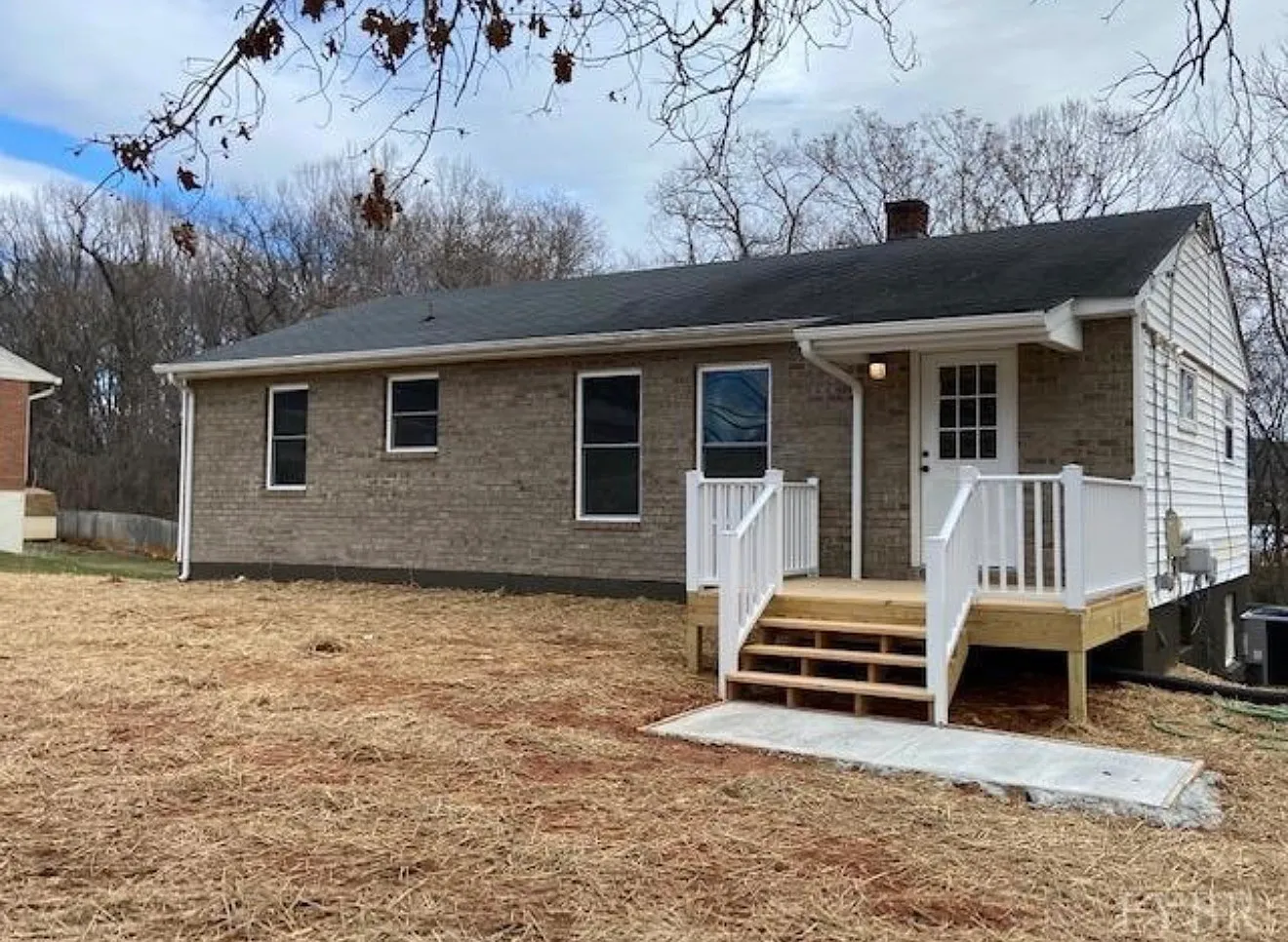 5 bed, 1578 sqft, $2,600 — Photo 1