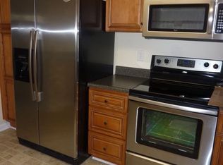 21 Patrician Dr, Hampton, VA 23666