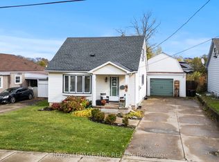 88 Park Ave, Saint Catharines, ON L2P 1R9