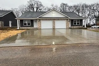 109 Mace Ln #A — Photo 1