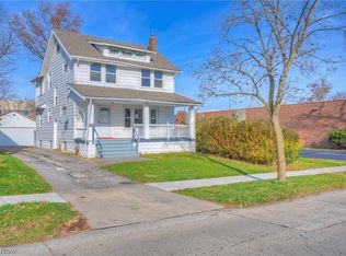 5520 Clement Ave, Maple Heights, OH 44137